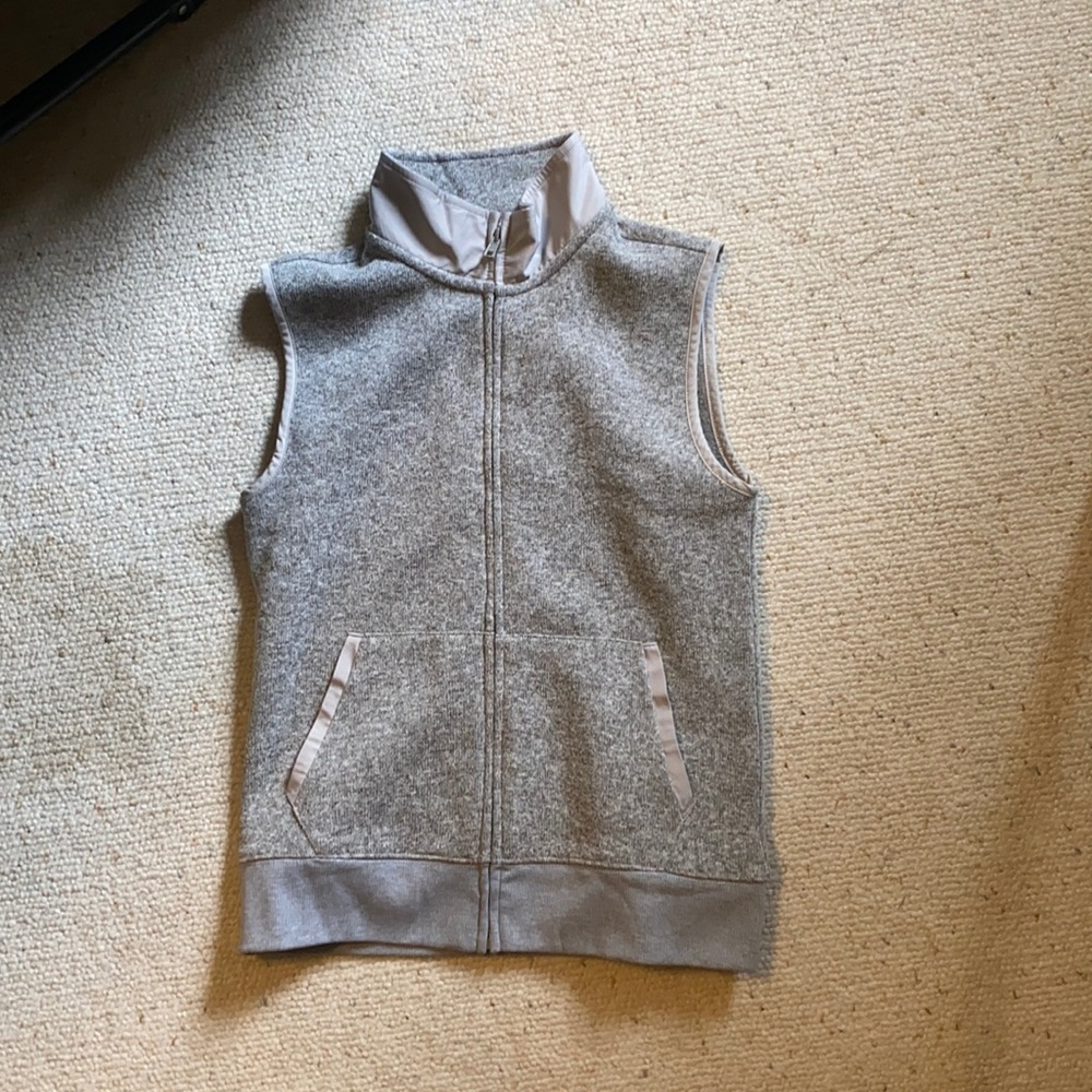 Boys zip up vest